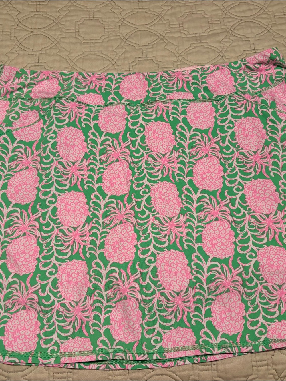 Fauna Green Party Like A Pineapple. Size:  XXL